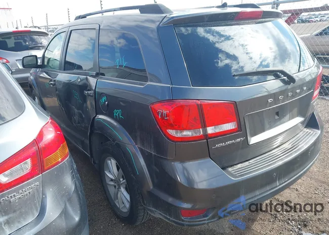 3C4PDCBB7HT612052: 44136945