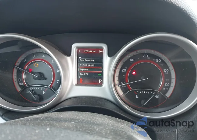 3C4PDCBB7HT612052: 44136945