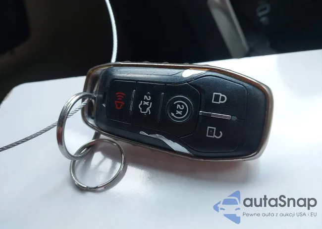 1FM5K8FH0GGC74744: 44137010