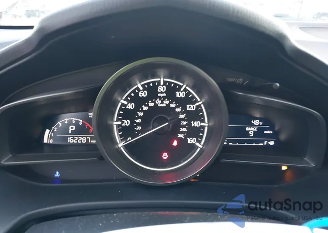 3MZBN1L3XJM200823: 44137012