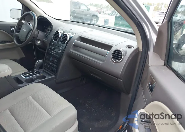 1FMDK02W29GA04631: 44137047