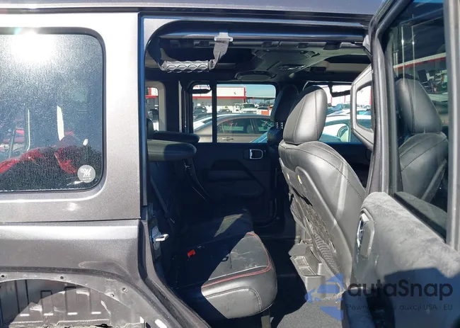 1C4HJXFG5JW292515: 44136095