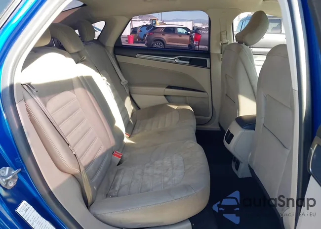 3FA6P0LU1JR140764: 44136096