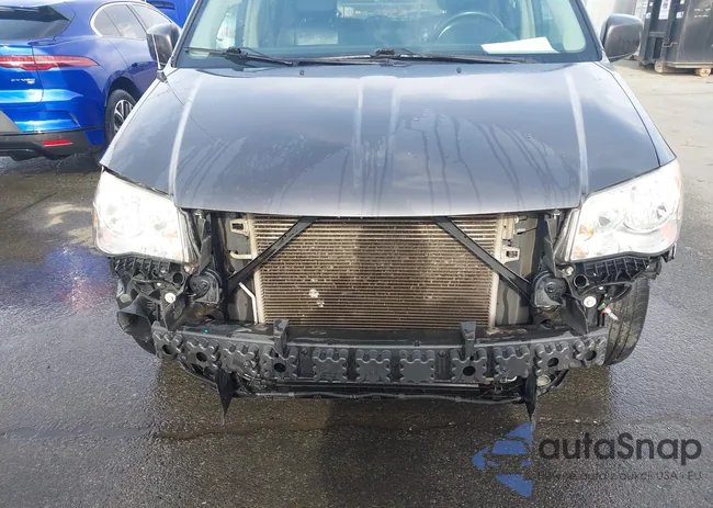 2C4RC1BG1FR626332: 44136112