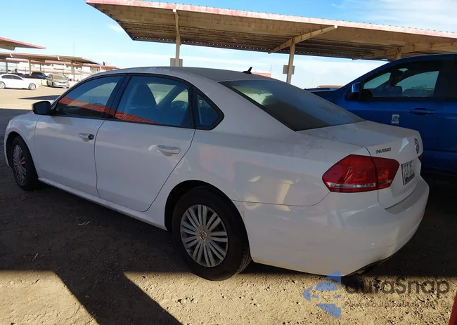 1VWAT7A31FC077221: 44136134