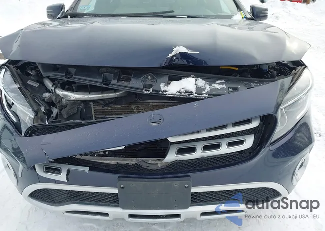 WDCTG4GB7JJ403177: 44136139