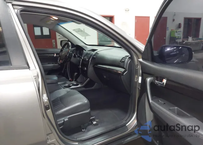 5XYKU3A61DG409075: 44136165