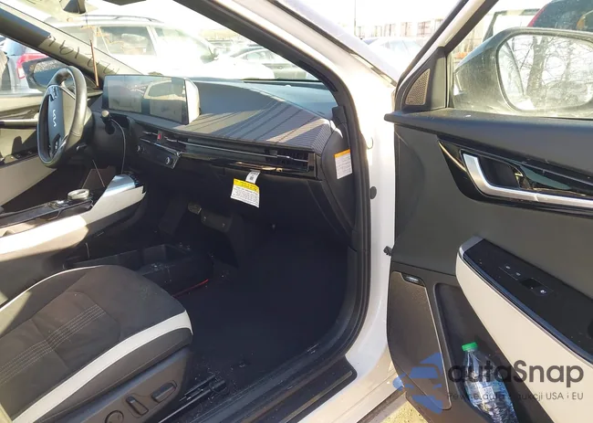 KNDC4DLCXP5122196: 44136171