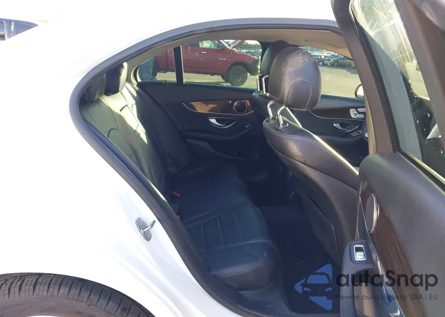 55SWF4KB1HU195083: 44136180