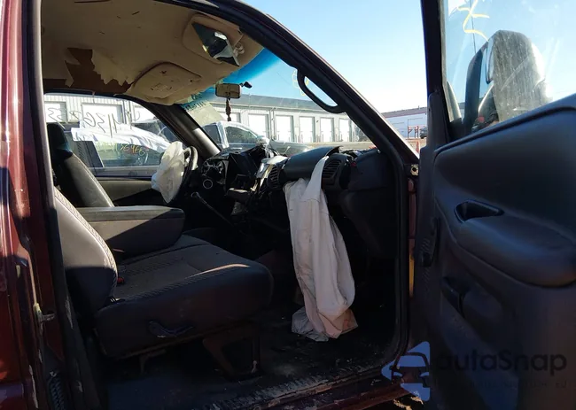 3B7KF26651M279927: 44136233