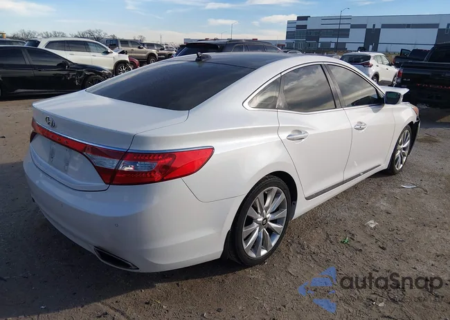 KMHFH4JG2CA152992: 44136258