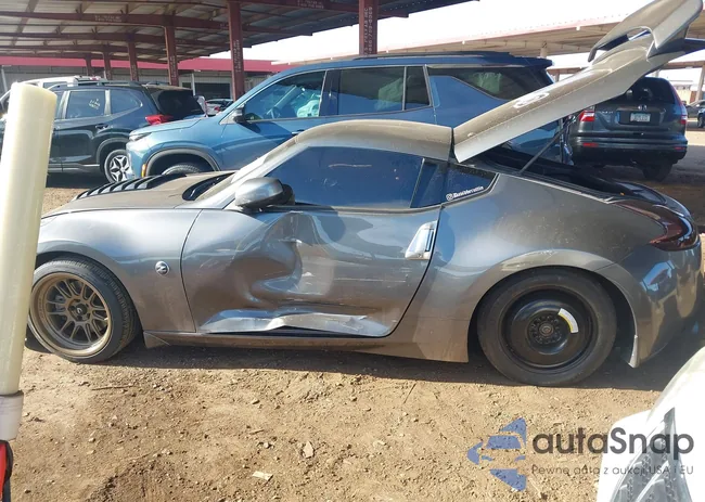 JN1AZ4EH5FM444379: 44136264