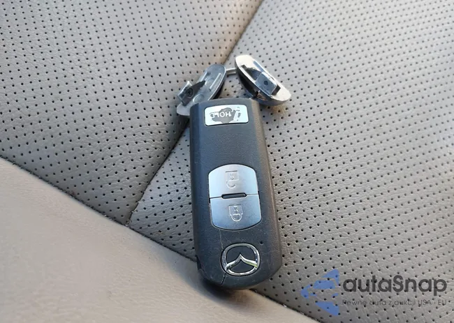 JM3KE4DY0F0512083: 44136297