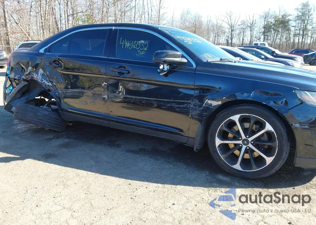 1FAHP2KT6FG174811: 44136332