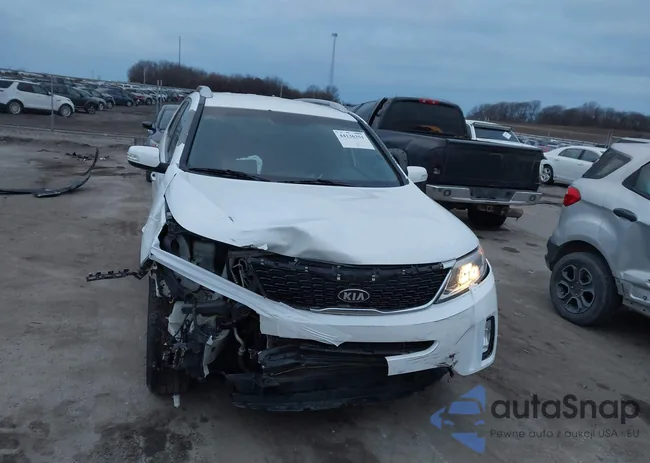 5XYKTCA66EG500573: 44136351