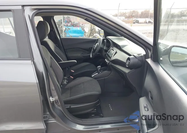 3N1CP5BV7LL574331: 44136371