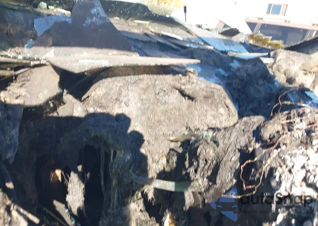 1C4SDHCT3MC789055: 44136385