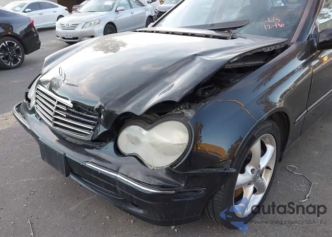 WDBRF40J54F504745: 44136431