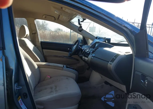 JTDKB20UX53114823: 44137523