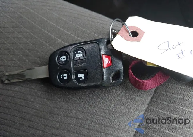 5FNRL5H43CB019568: 44137531