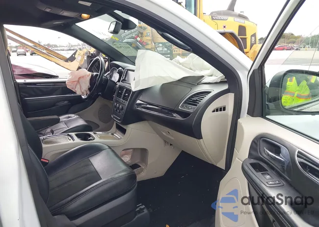 2C4RDGCG2KR755592: 44137601