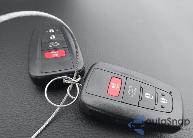 2T3W1RFV2SC336439: 44137602