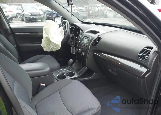 5XYKTCA6XCG206798: 44137638