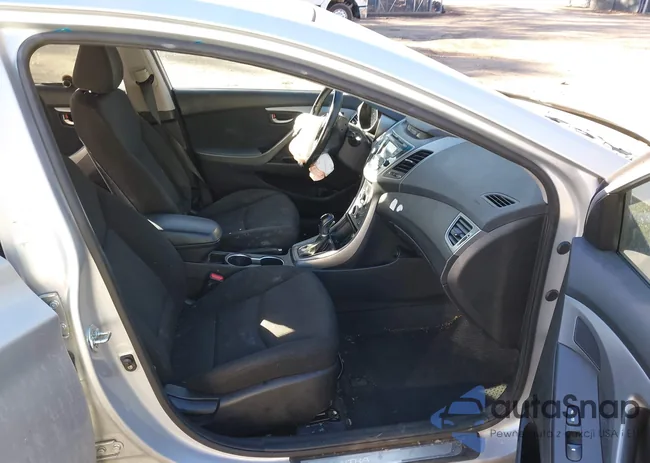 KMHDH4AE1GU566470: 44137659