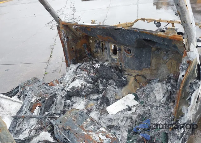 1C6JJTAG1PL507052: 44137711