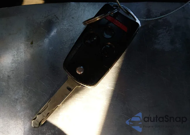 19UUA8F26DA013097: 44137723