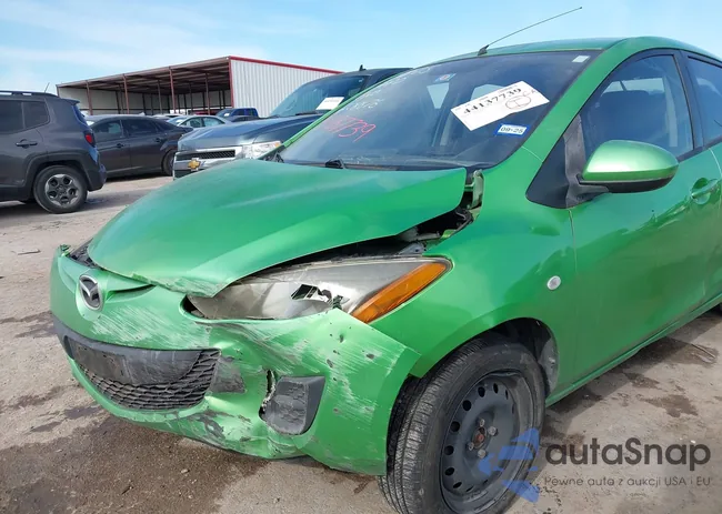 JM1DE1KY3C0151835: 44137739