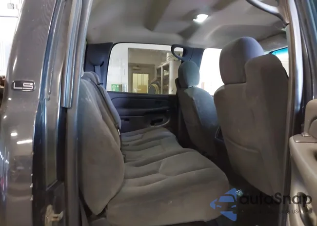 1GCHK23205F898464: 44137750