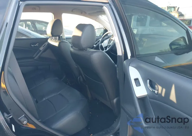 JN8AZ18W59W126409: 44137819