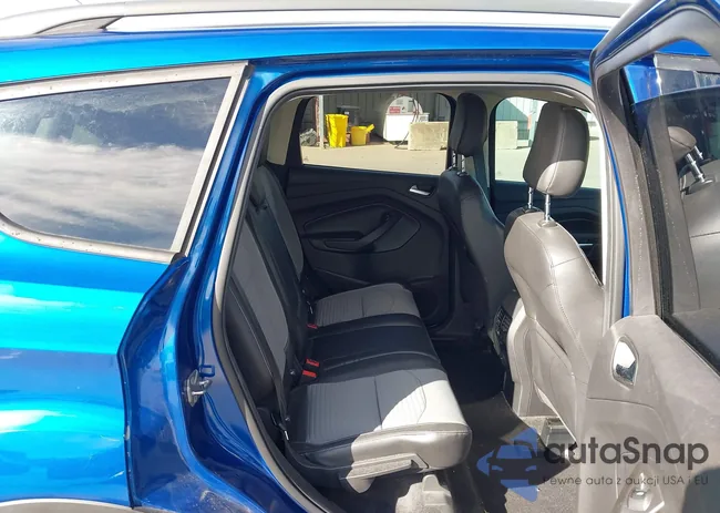 1FMCU0GDXJUA71528: 44137827