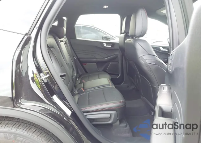 1FMCU0MN9TUA29223: 44137845