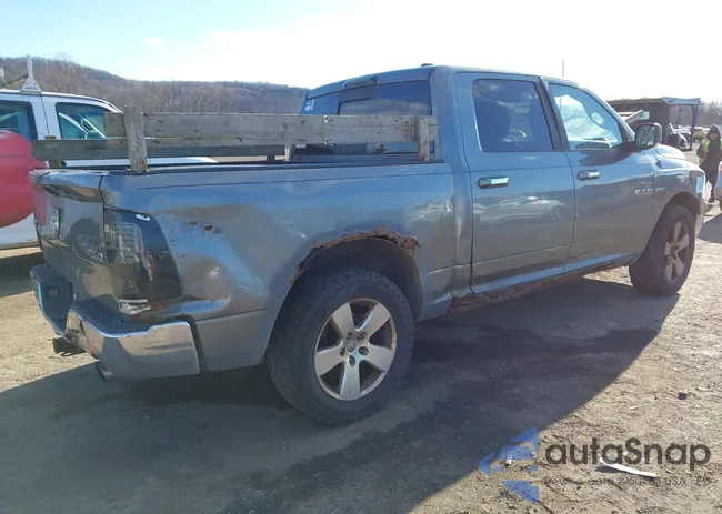 1D7RV1CT8AS259514: 44137857