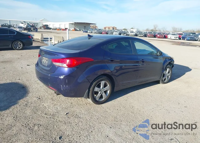 5NPDH4AE1DH426638: 44137875