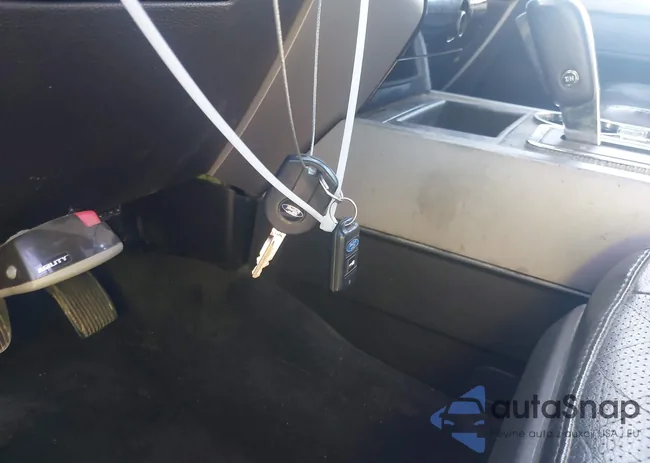 1FMJU1K52CEF09405: 44137881