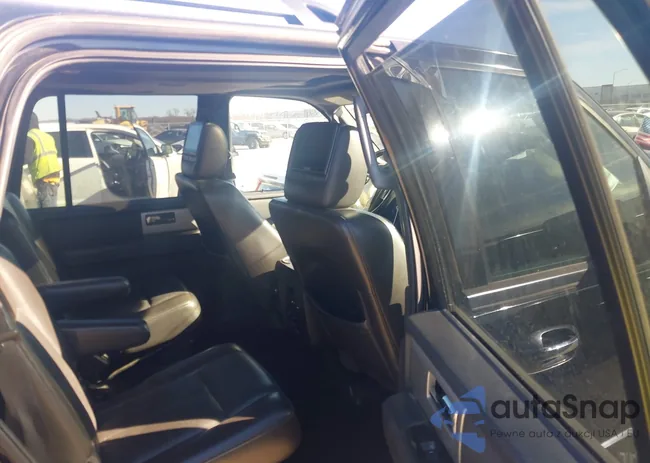 1FMJU1K52CEF09405: 44137881