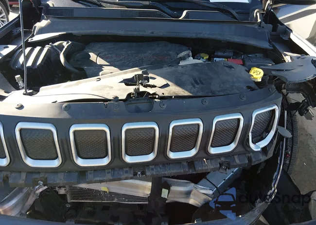 3C4NJCBB8NT138401: 44137889