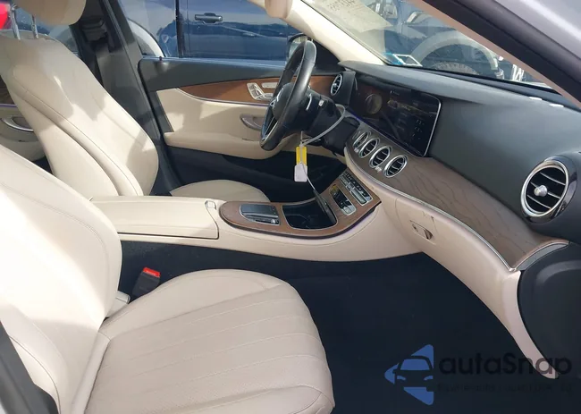 W1KZF8EB8MA961806: 44137955