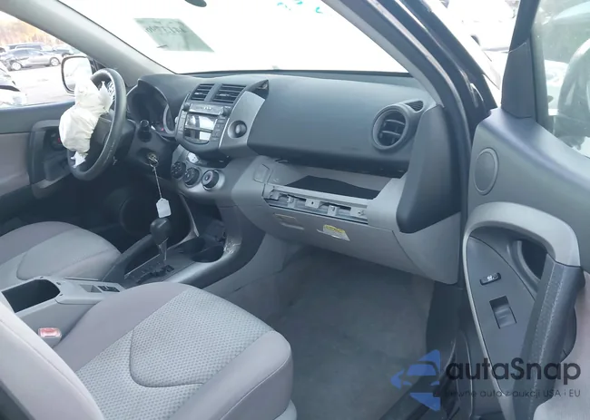 JTMZD33V566005107: 44137962