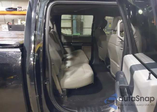 1FTFW1EG3JFE27773: 44137982