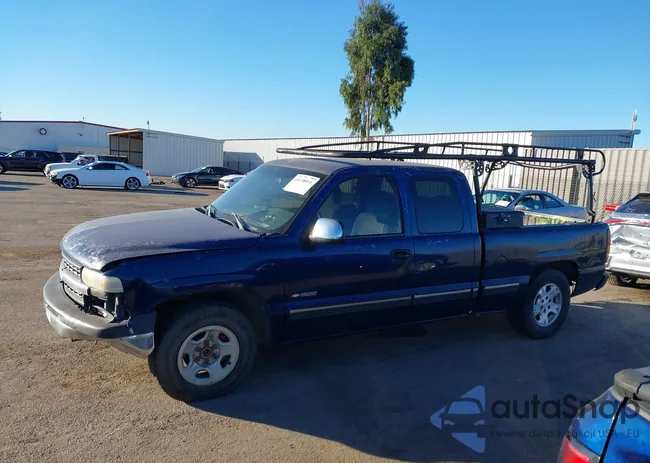 2GCEC19V821268772: 44138011