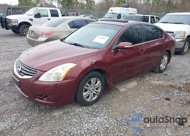 1N4AL2AP6AN467131: 44138047