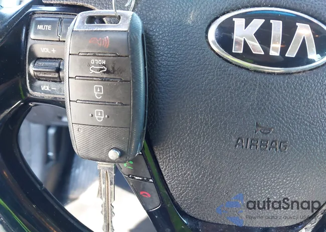 3KPFL4A70HE017615: 44137086