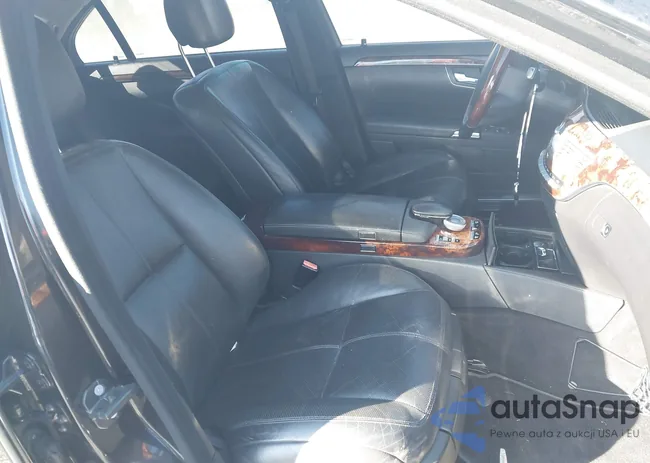 WDDNG71X37A098795: 44137101