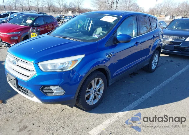 1FMCU0GD9HUD55730: 44137105