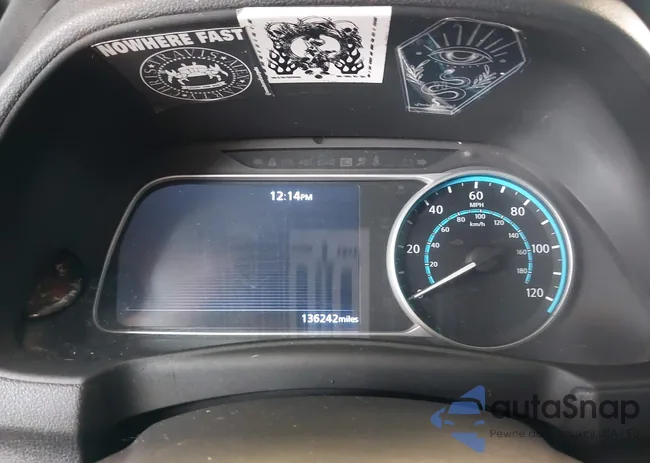 1N4AZ1CP9JC309805: 44137144