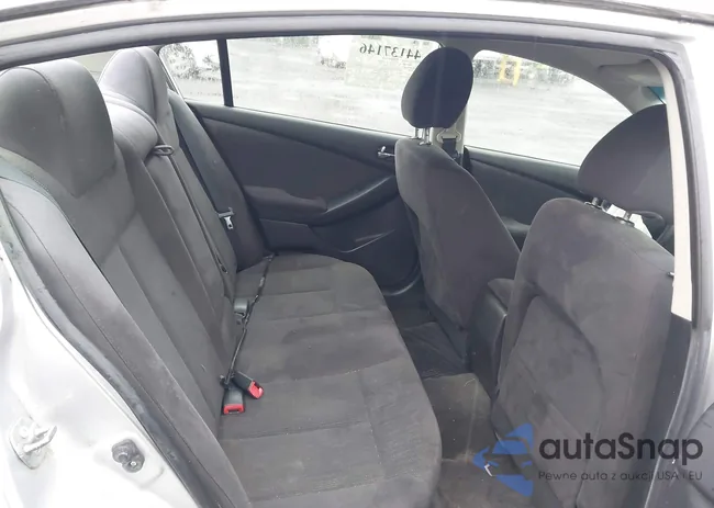 1N4AL2AP8BN469867: 44137146